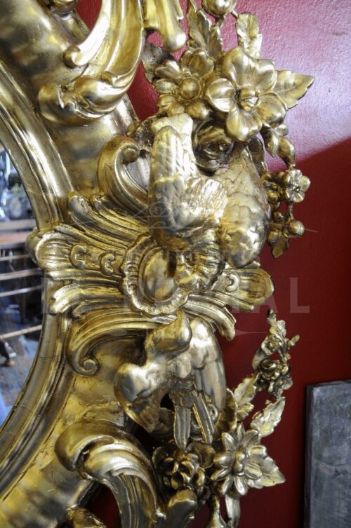 Espejo ovalado con marco dorado francés | 3