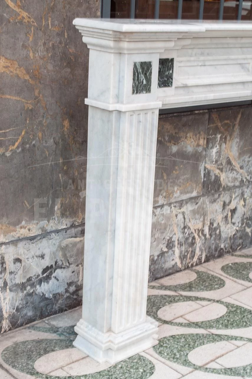 Chimenea Italiana de mármol Carrara - Image 3