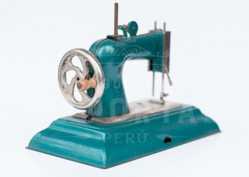 Máquina de coser de juguete marca Casige Gesch M.1470 | 1