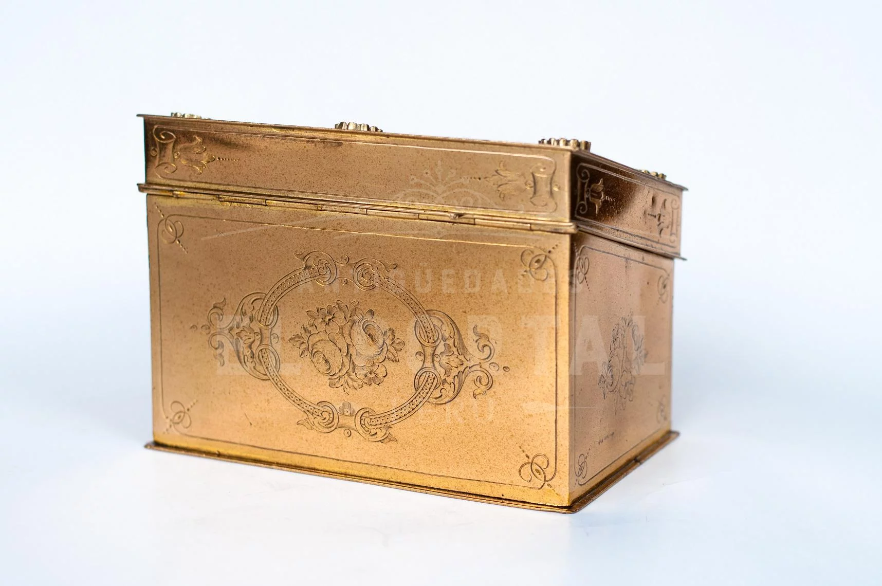 Cofre de bronce francés estilo Luis XV - Image 4