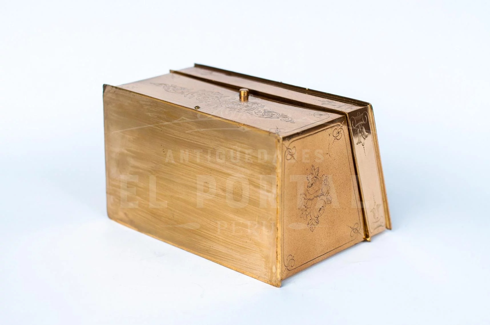 Cofre de bronce francés estilo Luis XV - Image 7