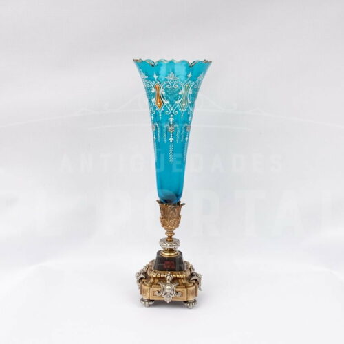 Florero de cristal azul pintado a mano con base de bronce | 1