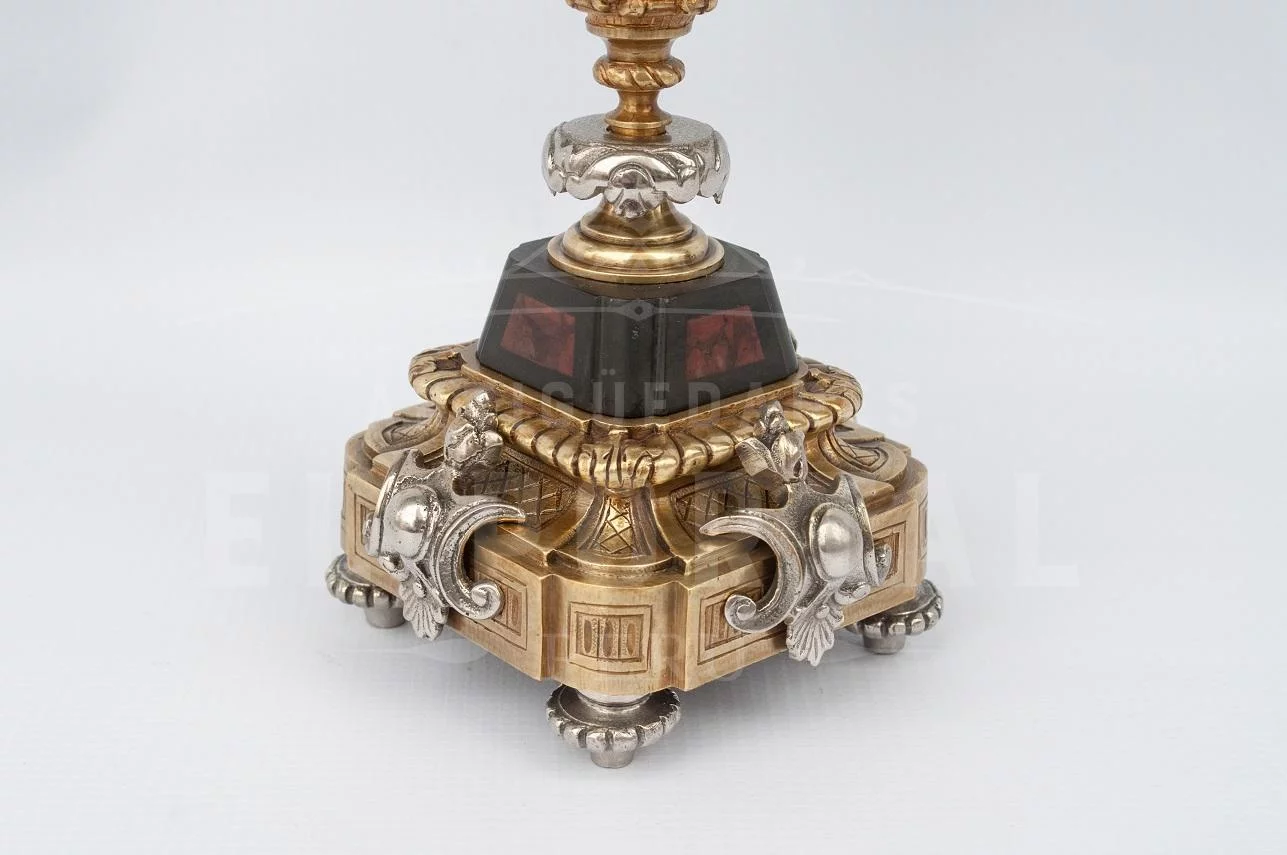 Florero de cristal azul pintado a mano con base de bronce - Image 6