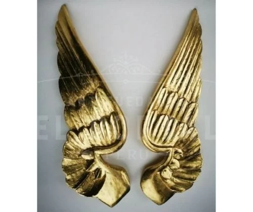 alas de madera dorada