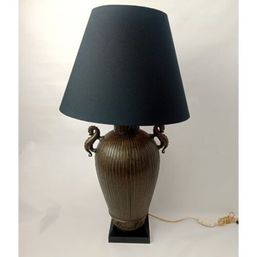 Lámpara de Mesa Estilo Oriental Mid-Century con Asas Esculturales – 79 cm